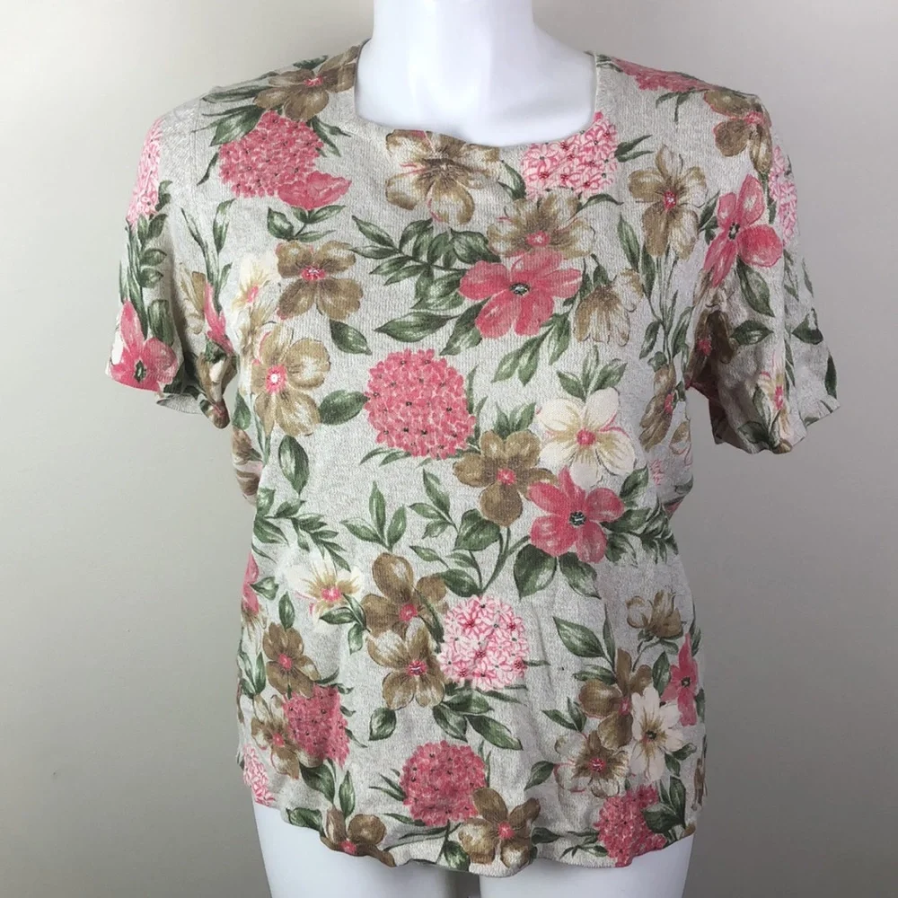 Short Sleeve Sweater Beaded Floral